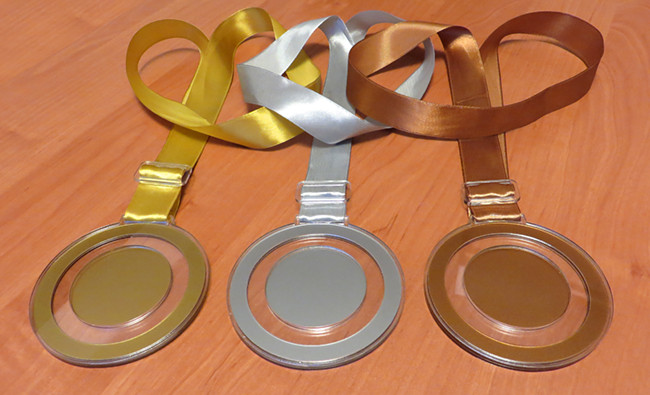 medal 90mm plexi ze wstążką na wklejkę 50mm brązowy (produkt niedostępny) puchary statuetki medale