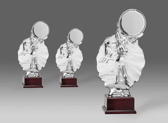Statuetka SO 6906 3, h.47 (produkt niedostpny) (stara kolekcja) puchary statuetki medale